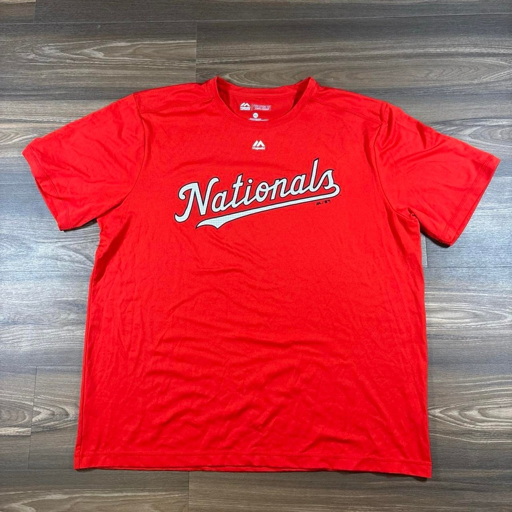 Majestic Athletic Washington Nationals red t-shirt with white 'Nationals'
